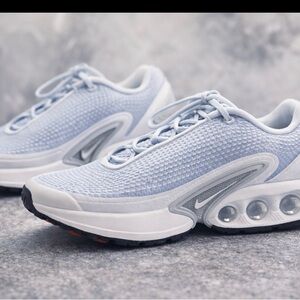 Nike Air Max Dn "Pure Platinum/Glacier Blue